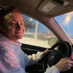 Meet your Posher, Justin